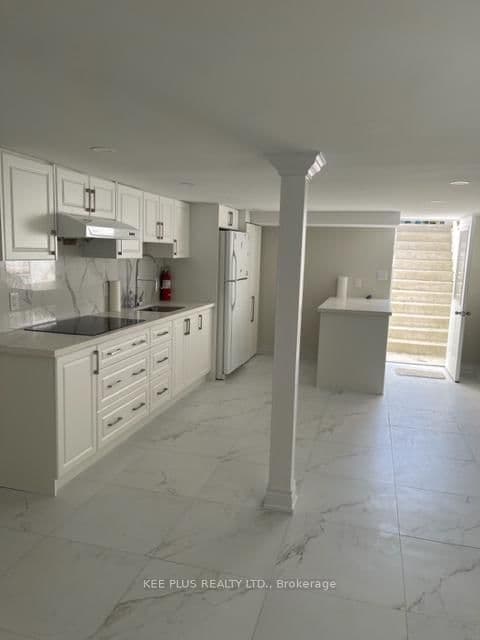 38 Cliffside Drive, Unit Basement thumbnail 2