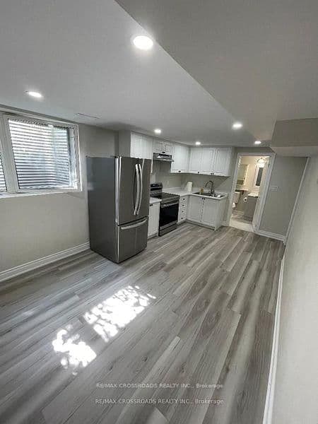 1538 Amberlea Road thumbnail 3
