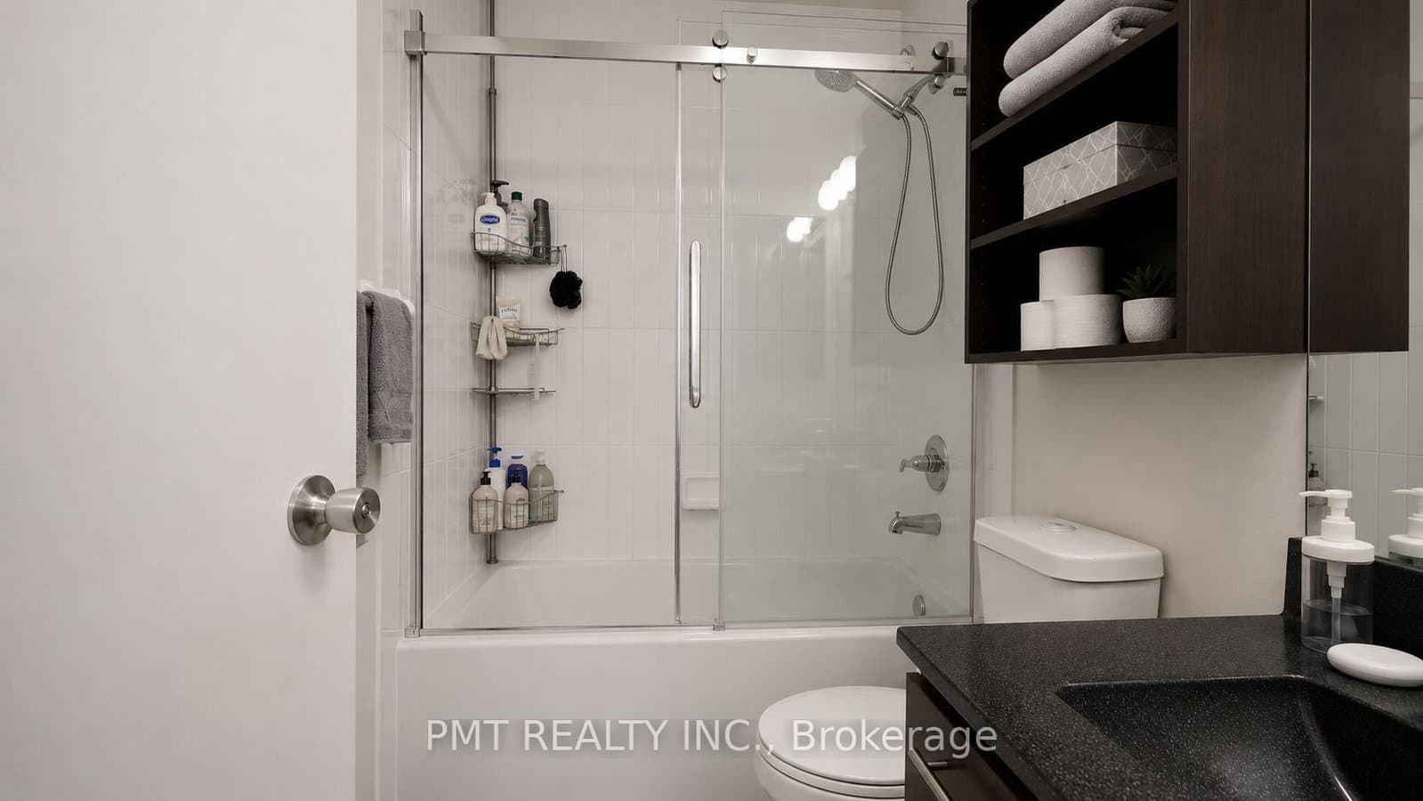 125 Village Green Square, Unit 309 thumbnail 18