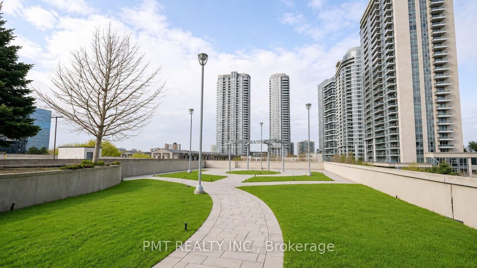 125 Village Green Square, Unit 309 thumbnail 29