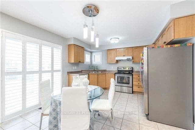 529 Staines Road, Unit Main Fl thumbnail 9