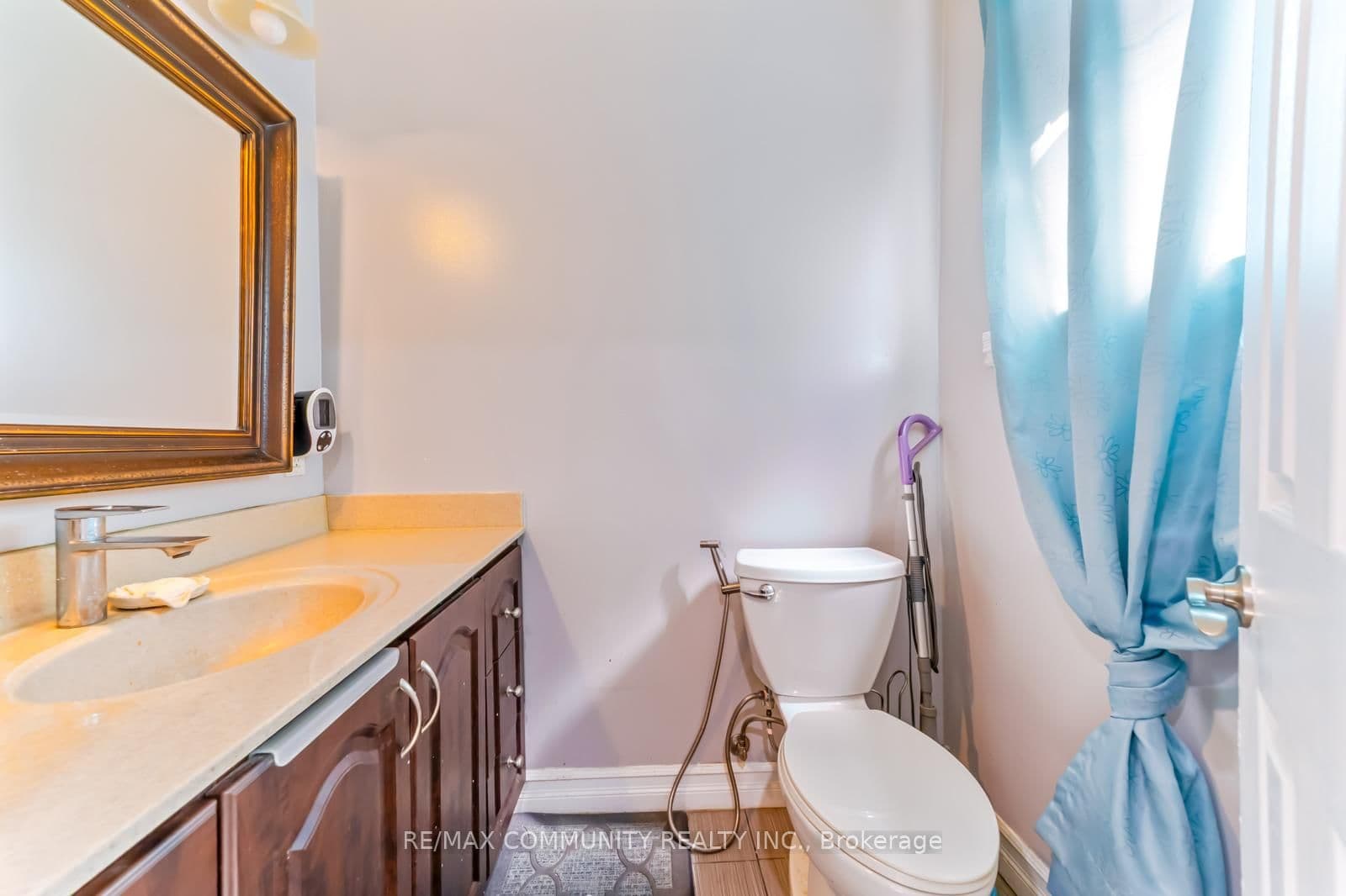 56 Cedar Brae Boulevard thumbnail 19