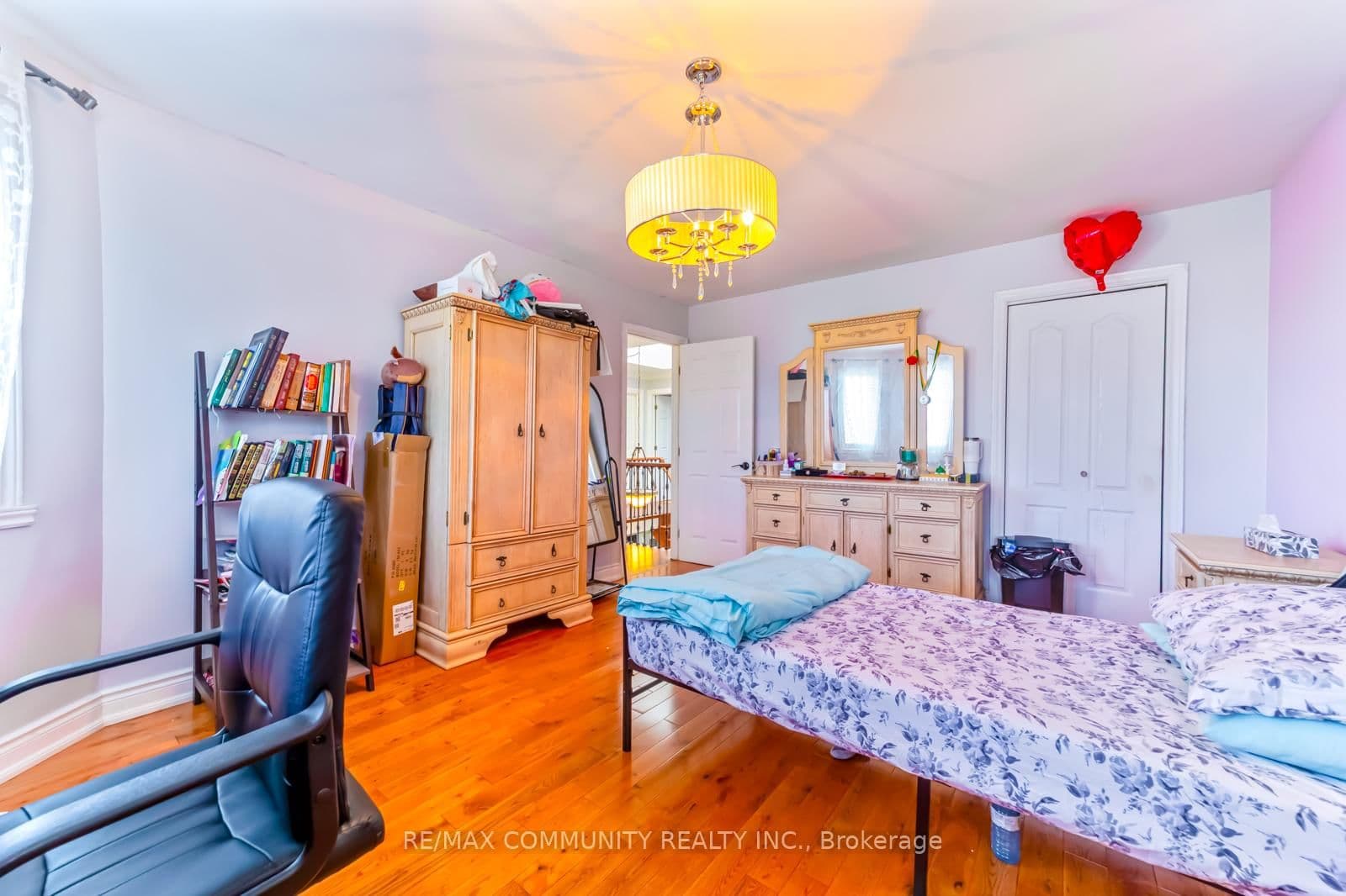 56 Cedar Brae Boulevard thumbnail 29