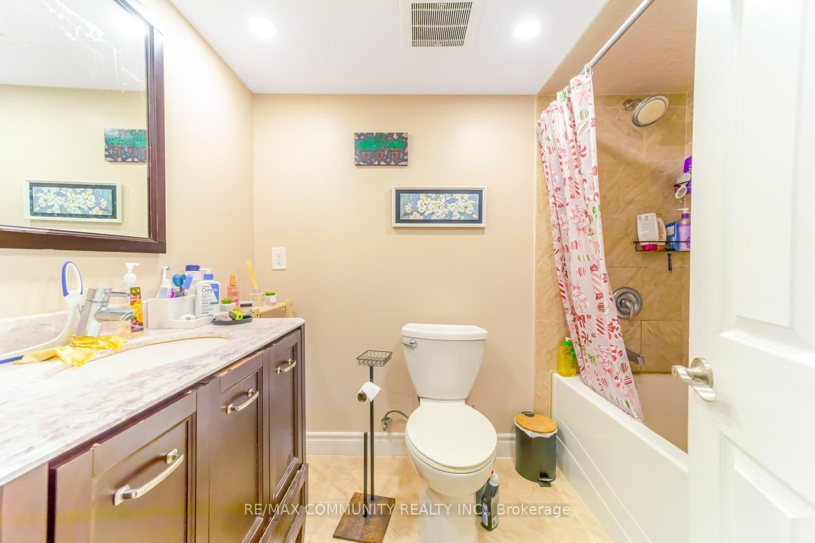 56 Cedar Brae Boulevard thumbnail 43