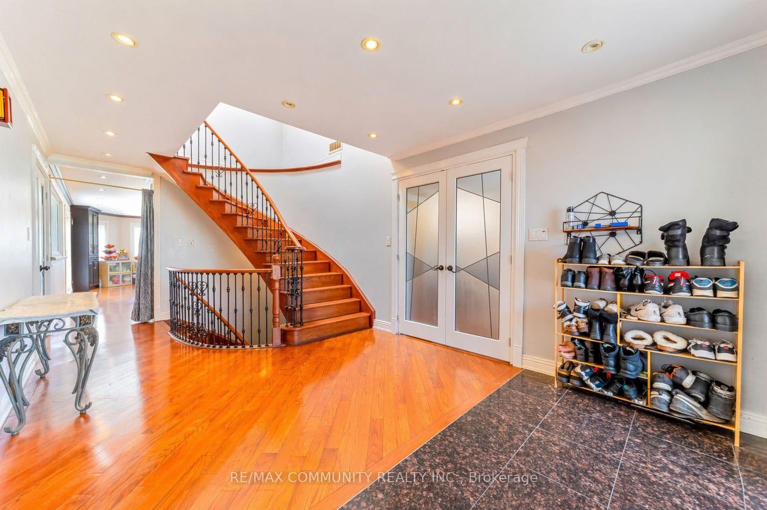 56 Cedar Brae Boulevard thumbnail 7