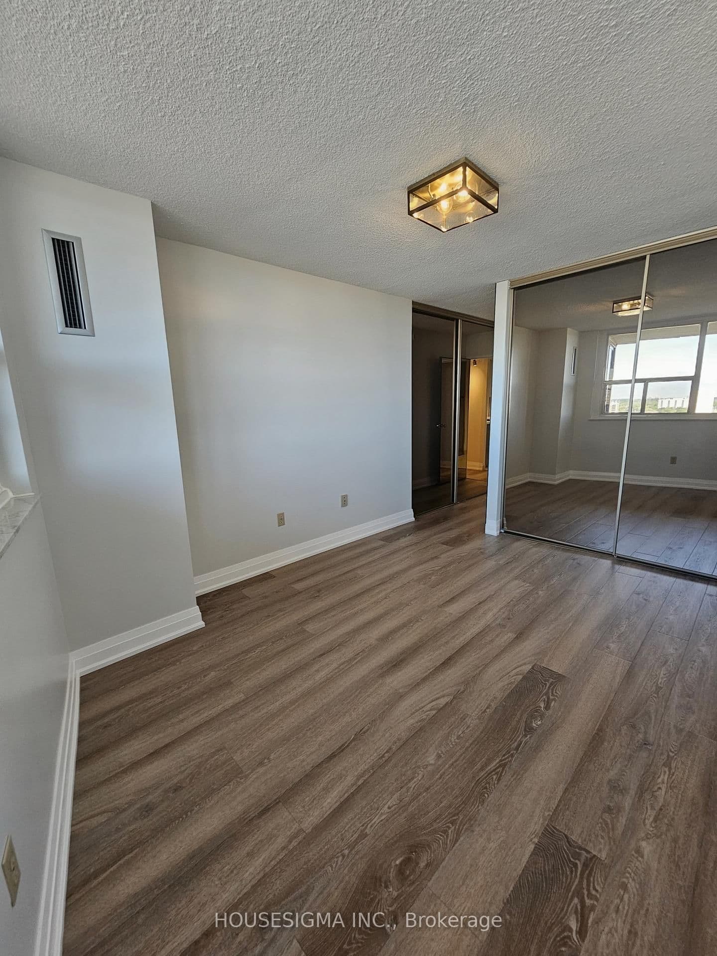 55 Huntingdale Boulevard, Unit 1804 thumbnail 17