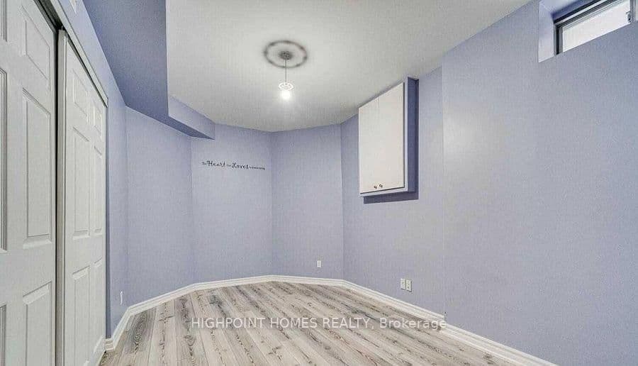 903 Alanbury Crescent thumbnail 42
