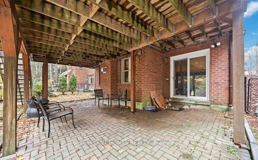 903 Alanbury Crescent thumbnail 47