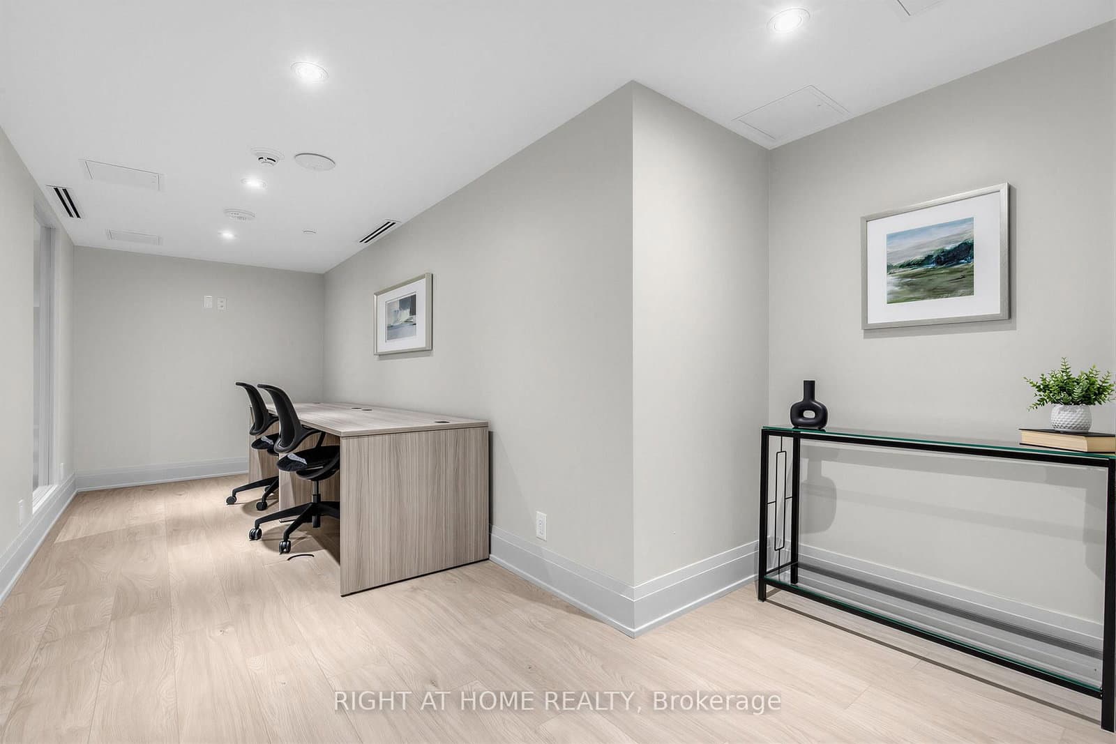 2 Manderley Drive, Unit 316 thumbnail 35