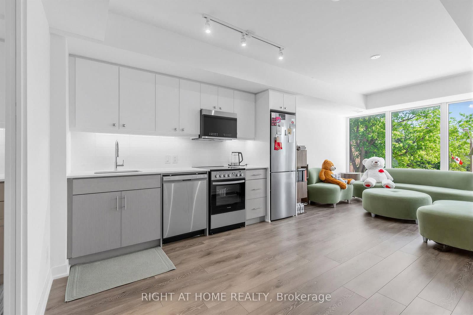 2 Manderley Drive, Unit 316 thumbnail 8