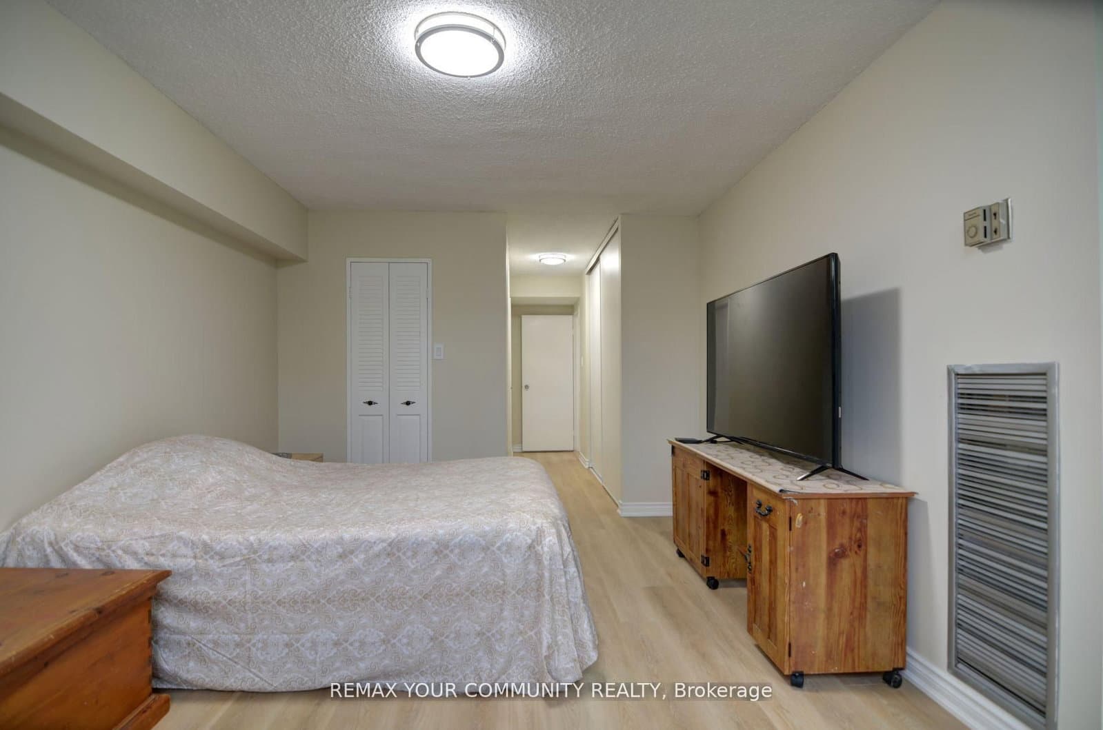 3131 Bridletowne Circle, Unit 103 thumbnail 9