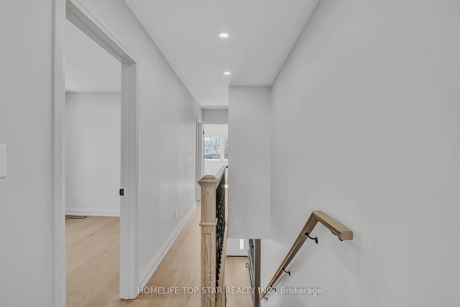 56 Mortimer Avenue thumbnail 19