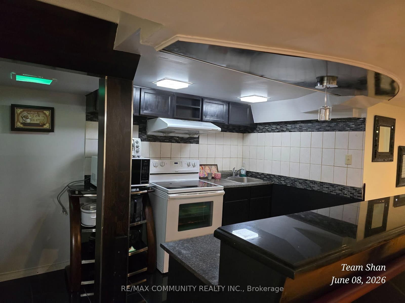 57 Valley Centre Drive thumbnail 4