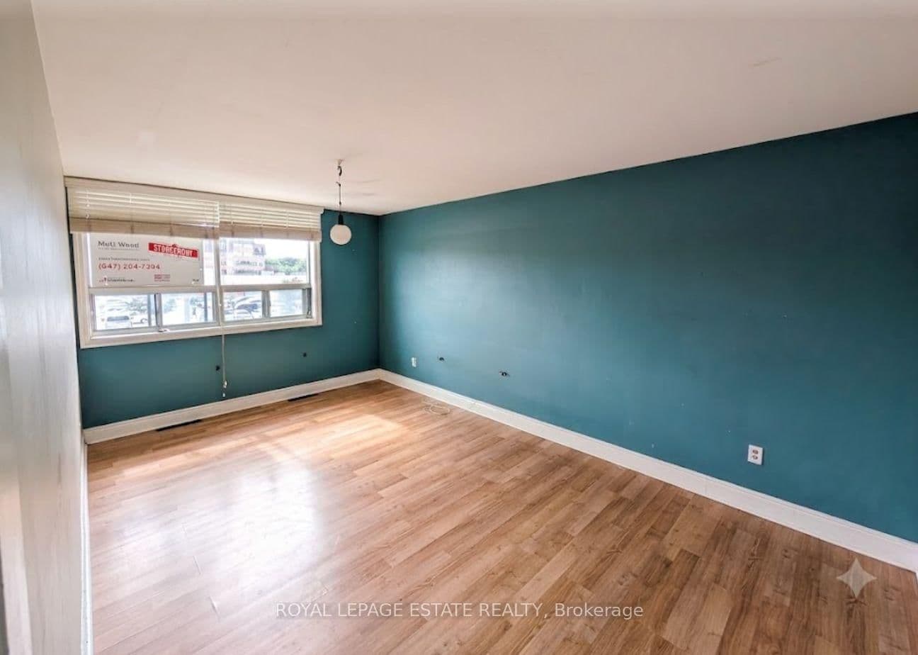 2436 Kingston Road thumbnail 7