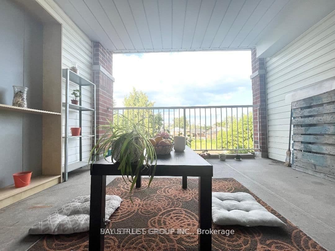 593 Kennedy Road, Unit 4 thumbnail 17