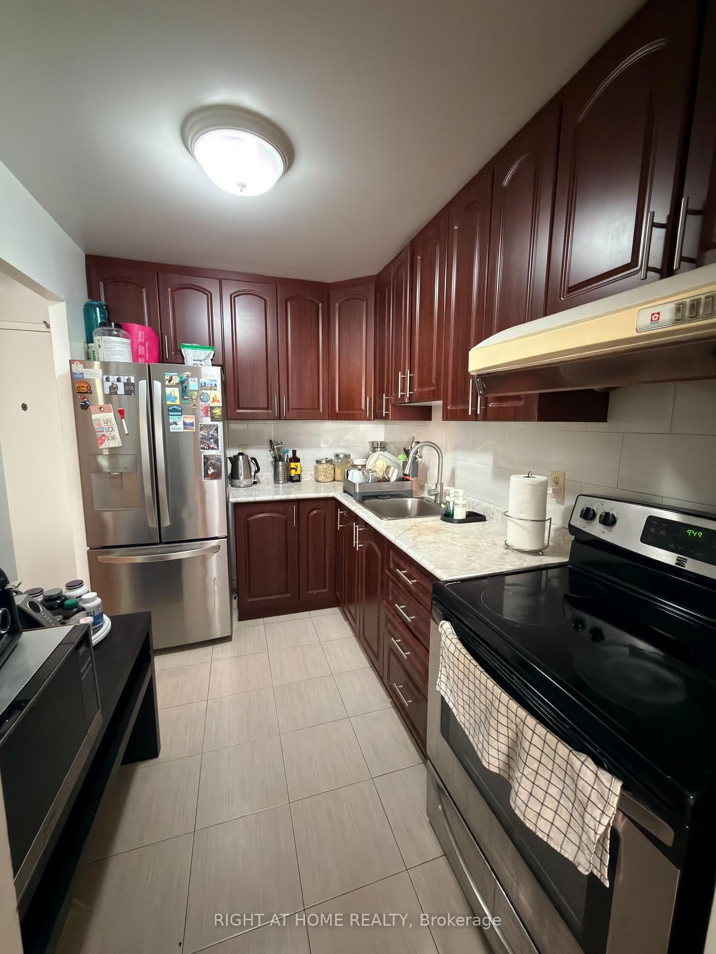 2500 Bridletowne Circle, Unit #208 thumbnail 4