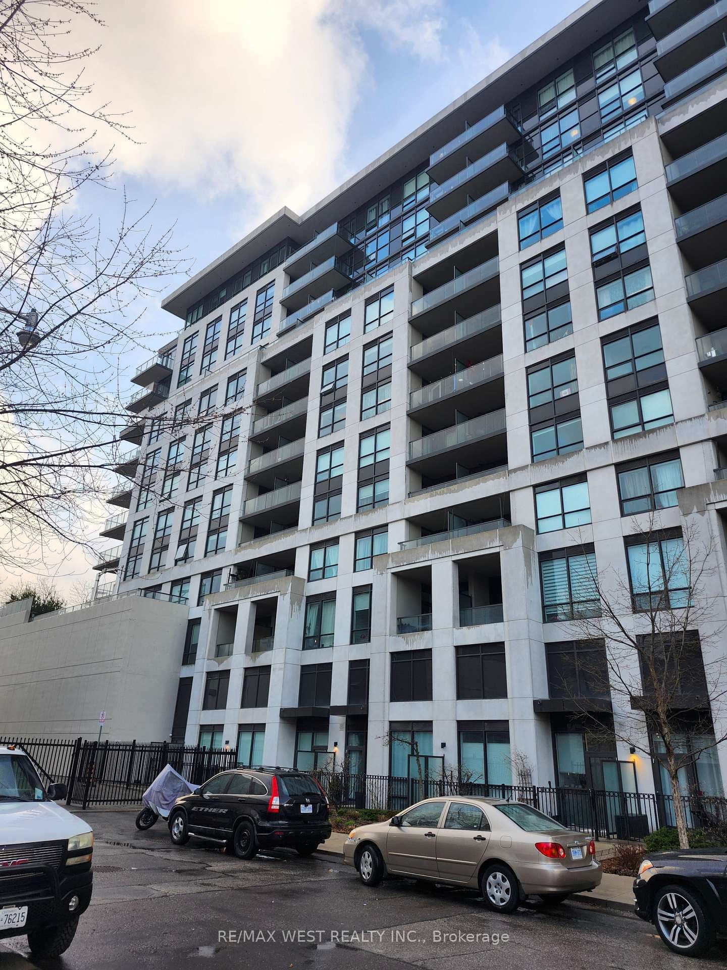 8 Trent Avenue, Unit 426 thumbnail 2