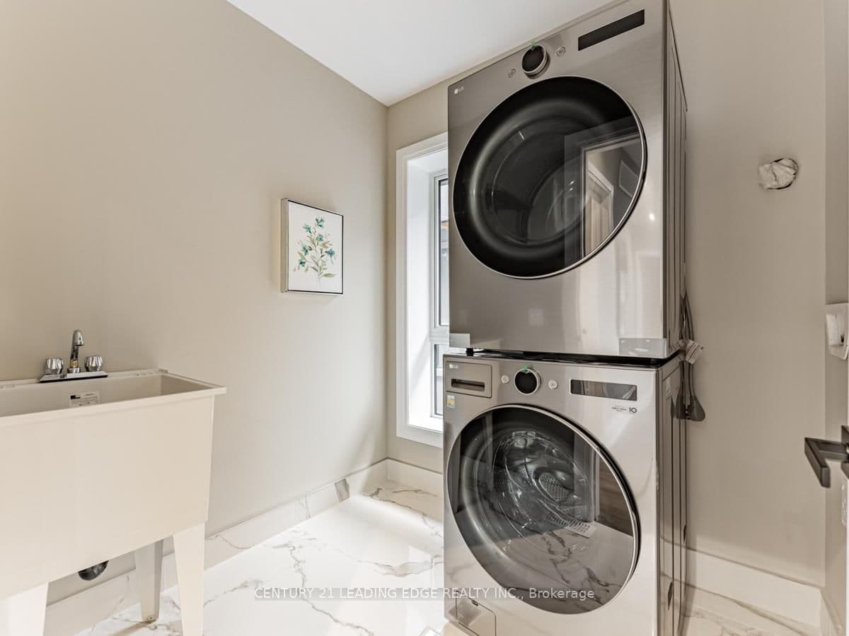 19 Donalda Crescent, Unit UPPER thumbnail 27