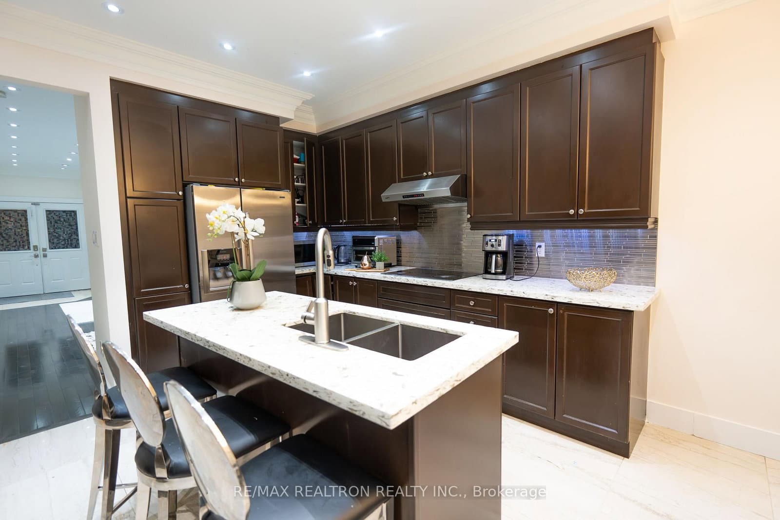 58 Shepstone Drive thumbnail 4