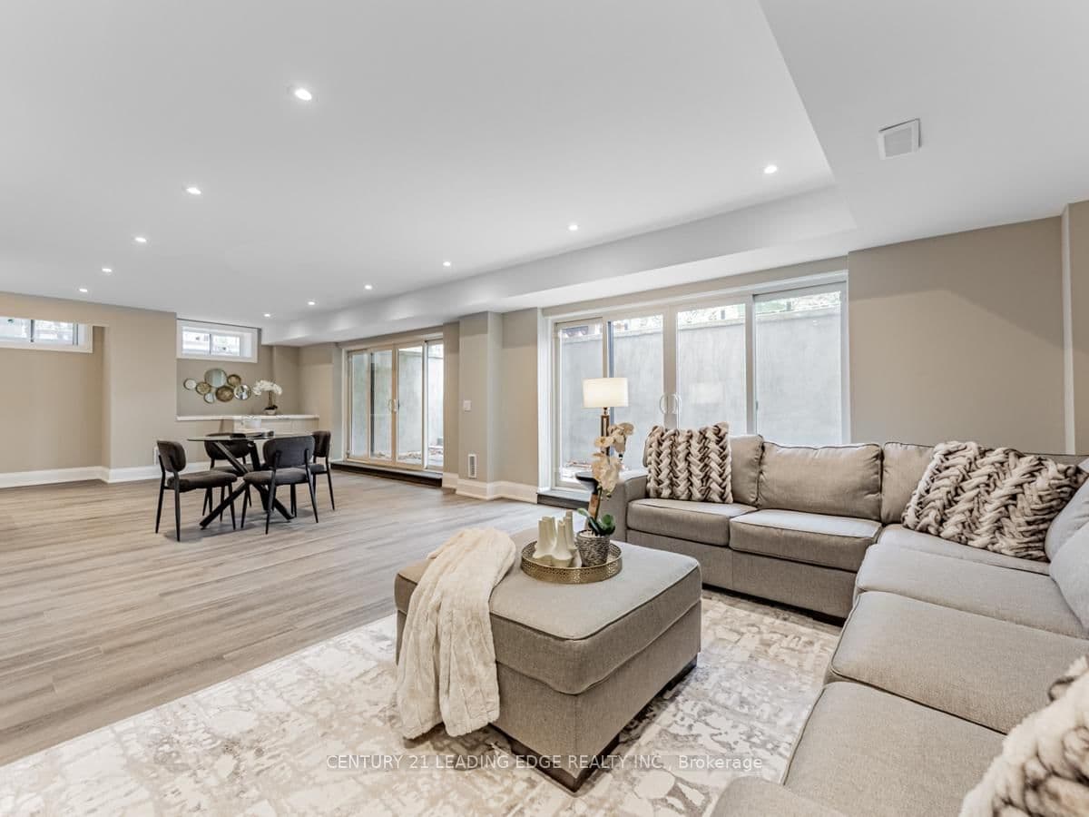19 DONALDA Crescent thumbnail 30