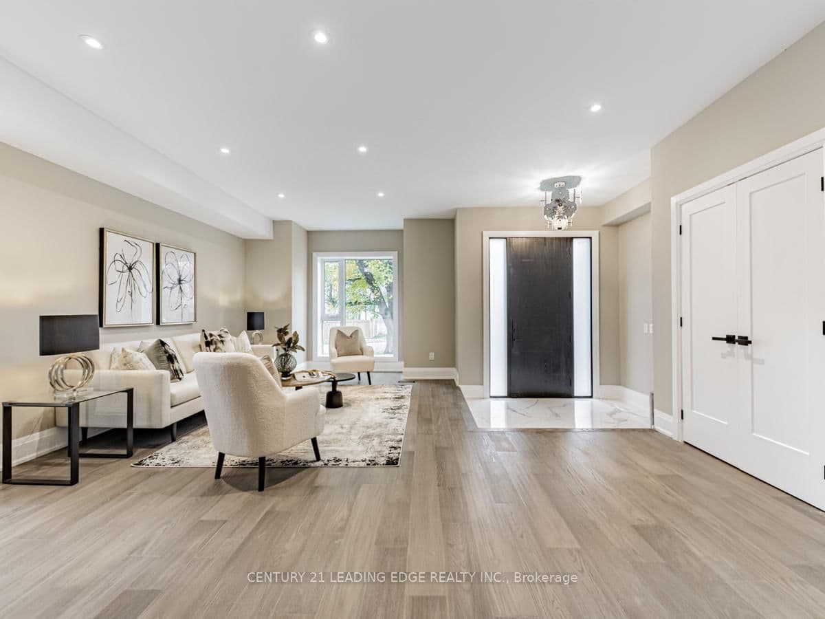 19 DONALDA Crescent thumbnail 5