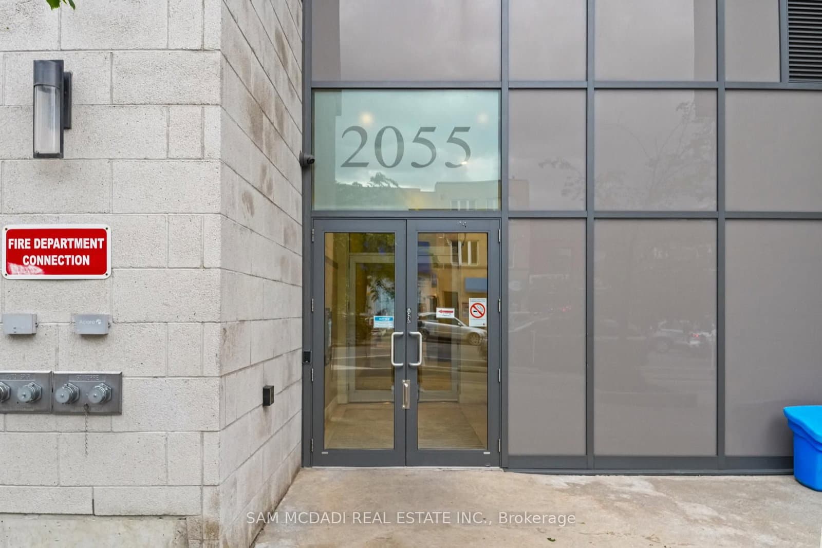2055 Danforth Avenue, Unit 903 thumbnail 3