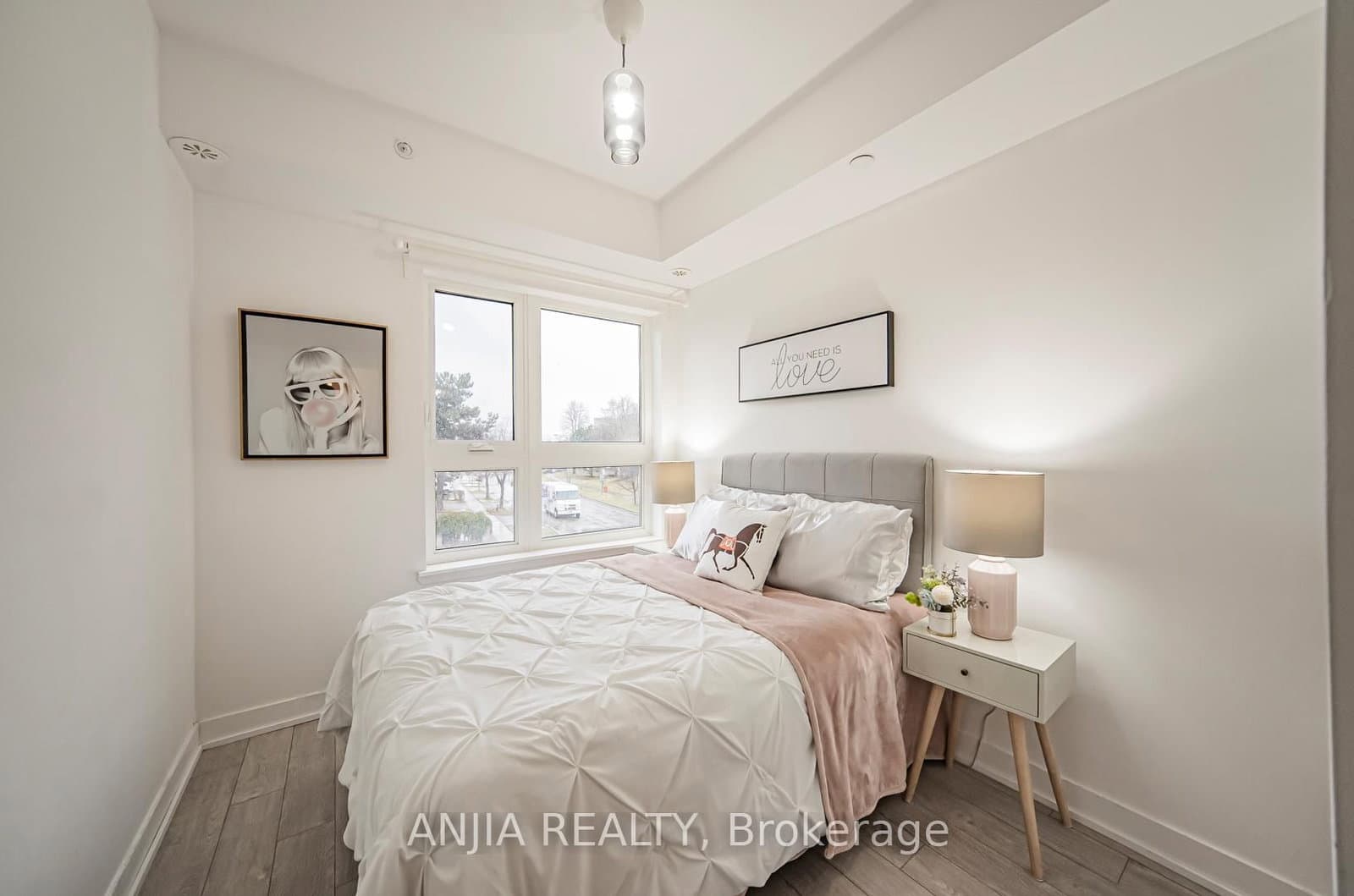 2100 BRIDLETOWNE Circle, Unit 110 thumbnail 9