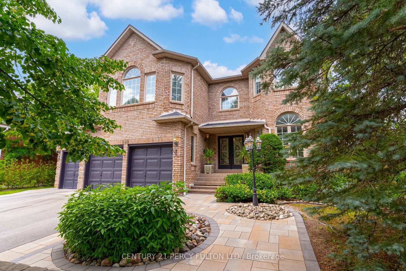 898 Baylawn Drive thumbnail 2