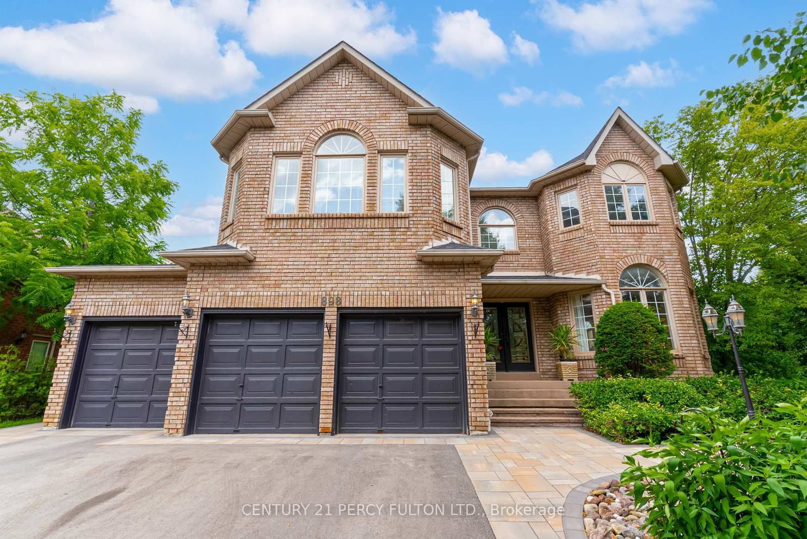 898 Baylawn Drive thumbnail 3