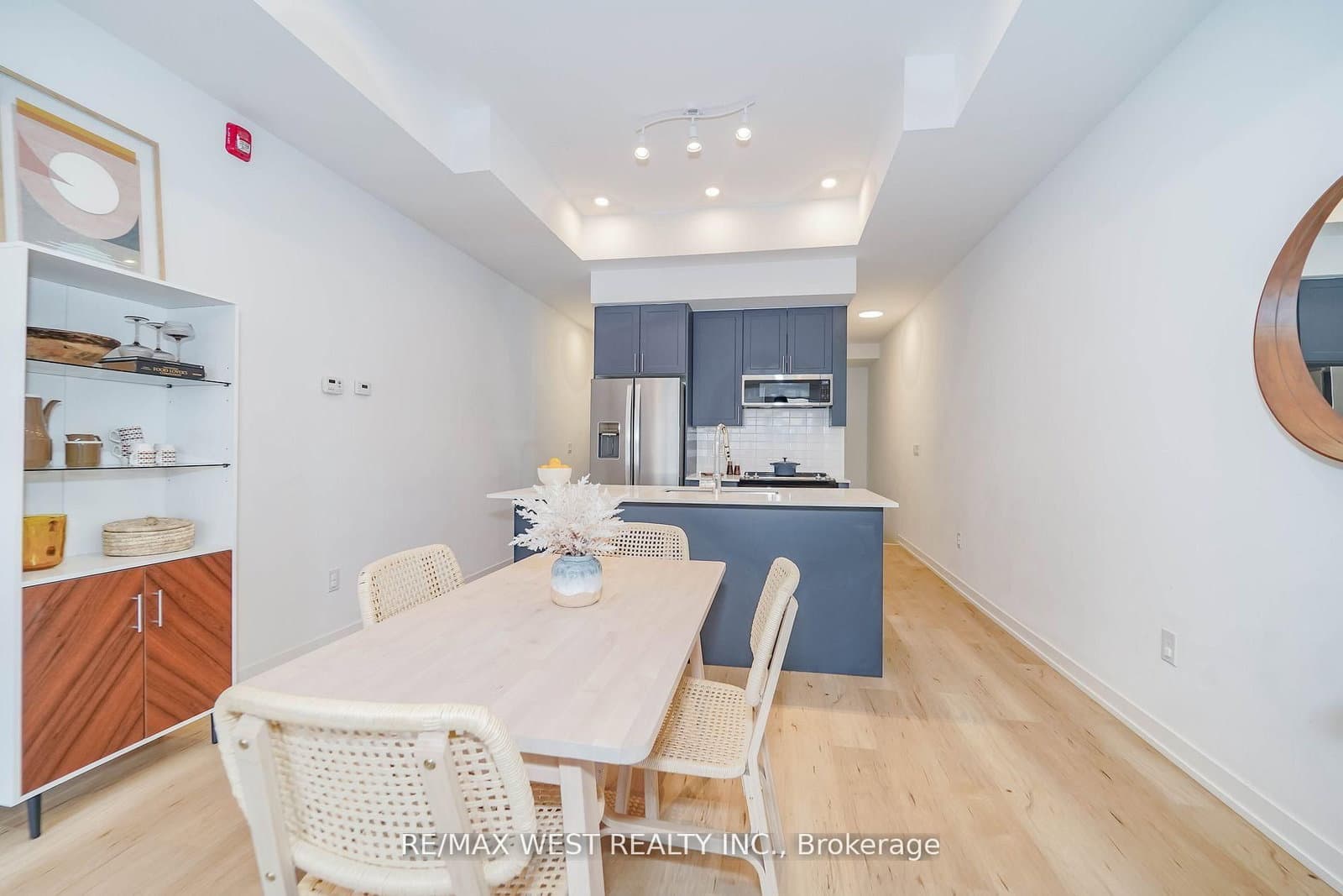 3686 St Clair Avenue E, Unit 110 thumbnail 4