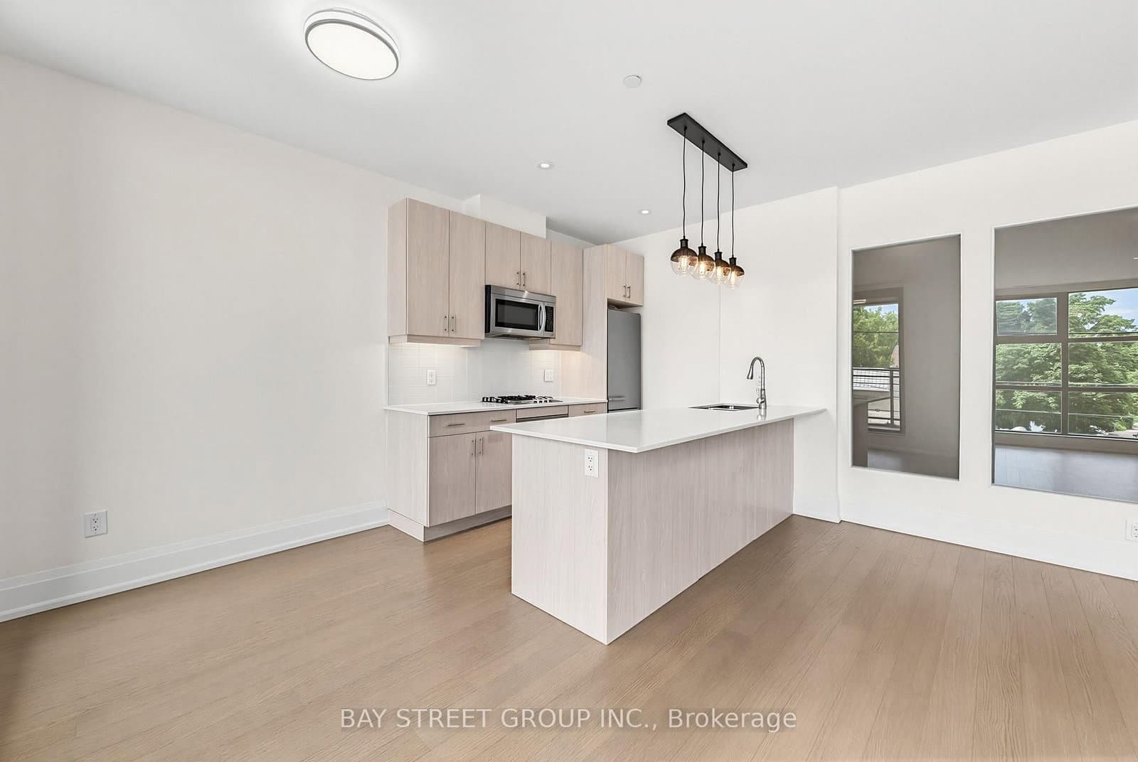 365 Beech Avenue, Unit 208 thumbnail 9