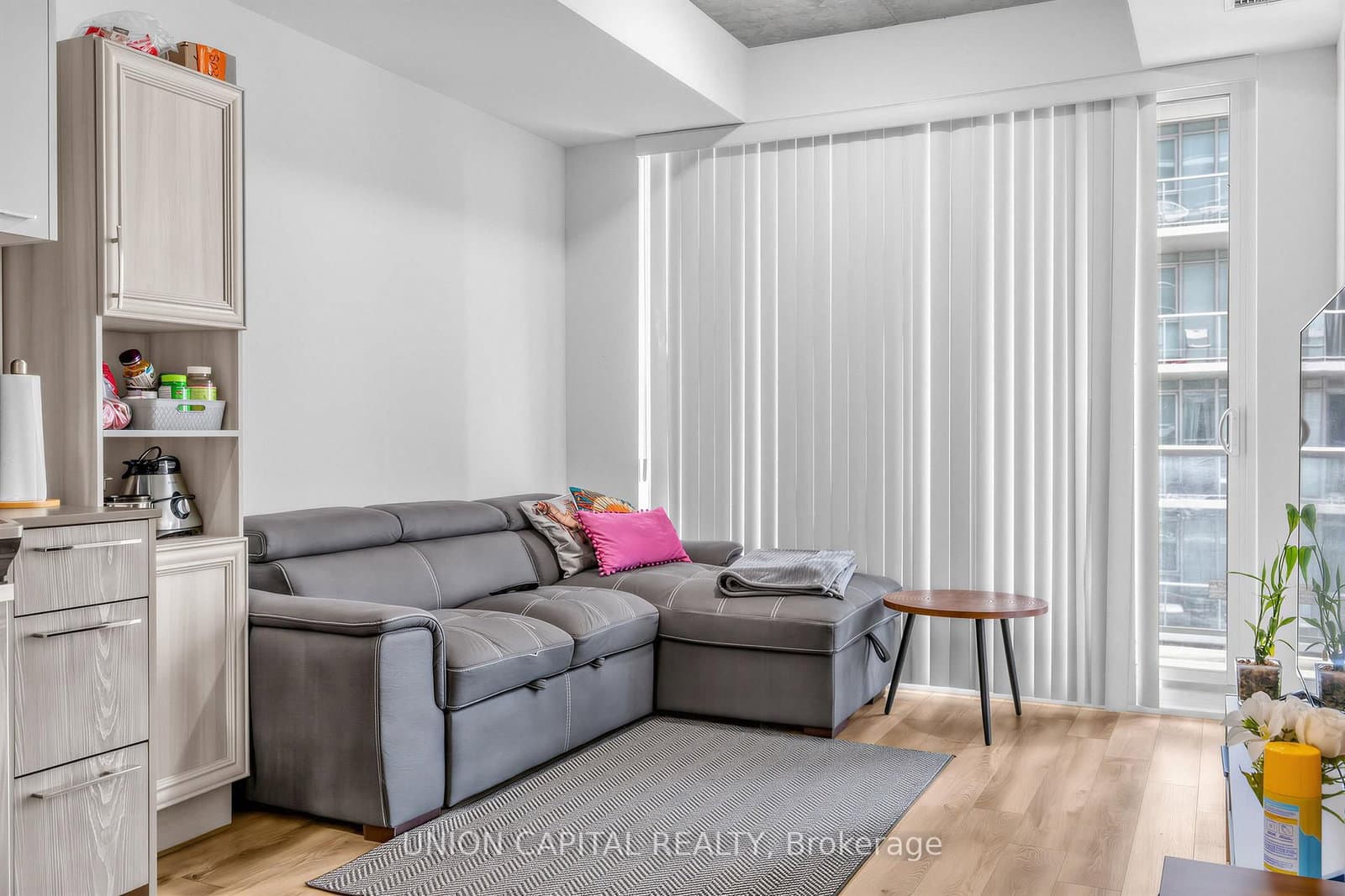 15 Baseball Place, Unit 803 thumbnail 12