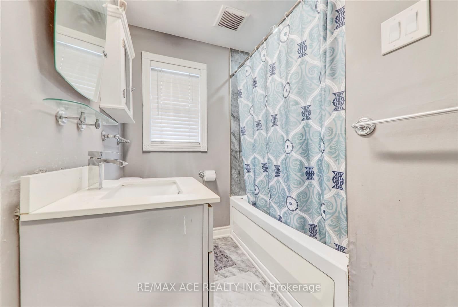 10 Blakemanor Boulevard thumbnail 22