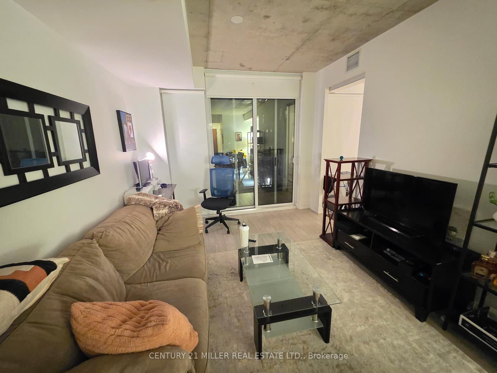 25 Baseball Place, Unit 303 thumbnail 15