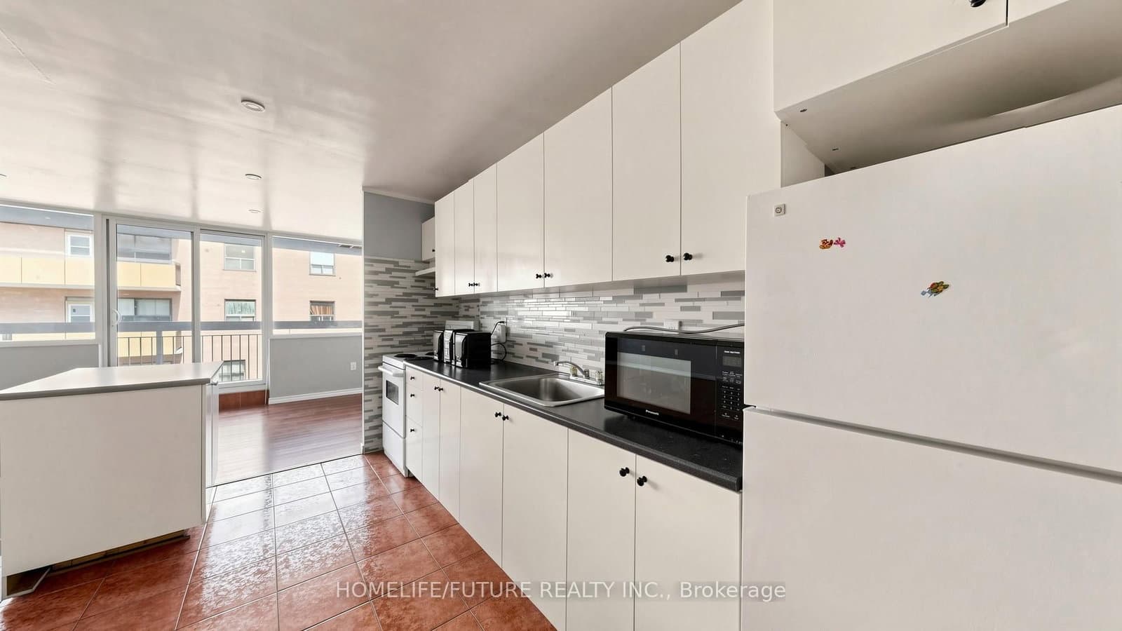 4060 Lawrence Avenue E, Unit 204 thumbnail 17
