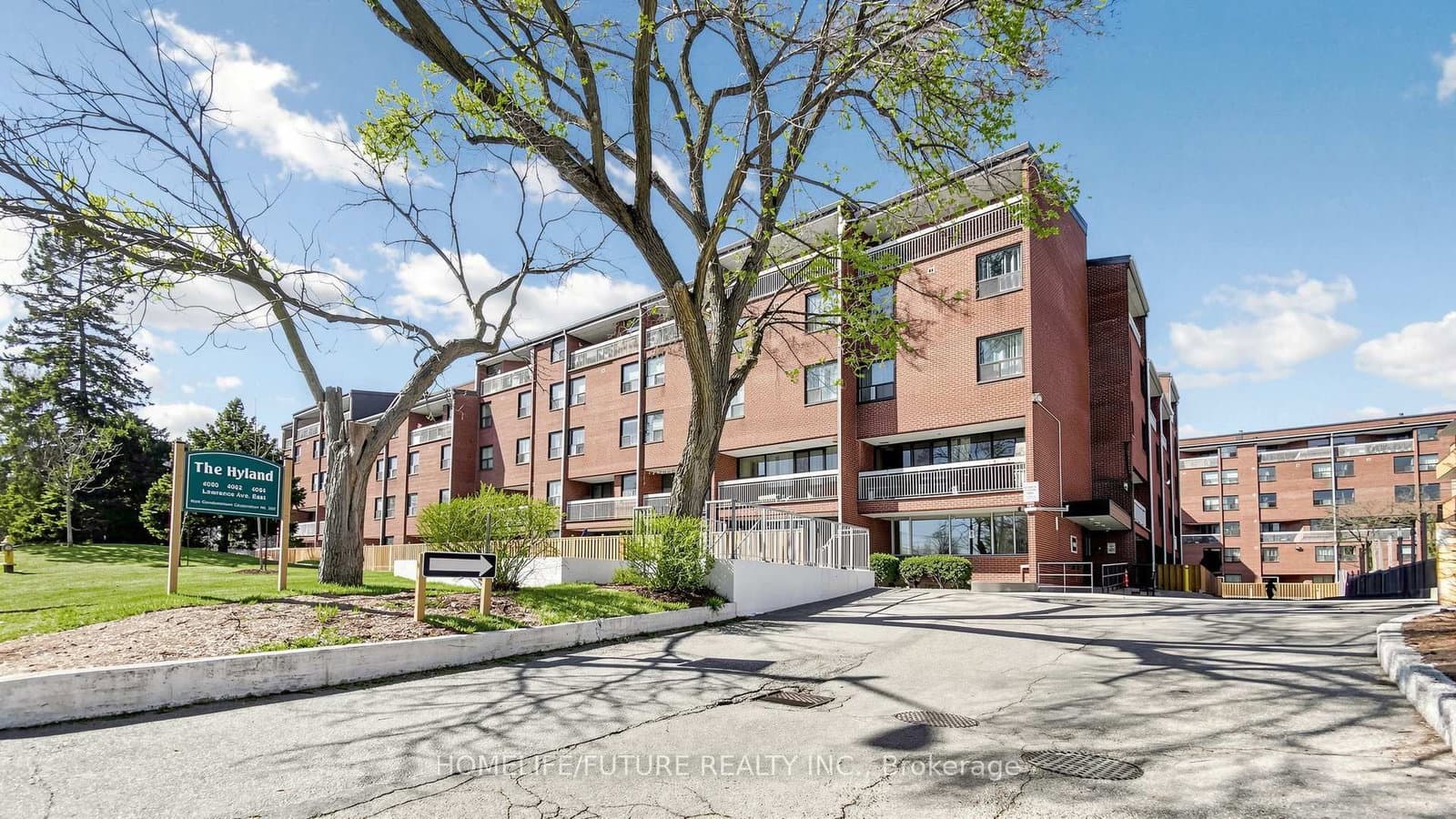 4060 Lawrence Avenue E, Unit 204 thumbnail 2