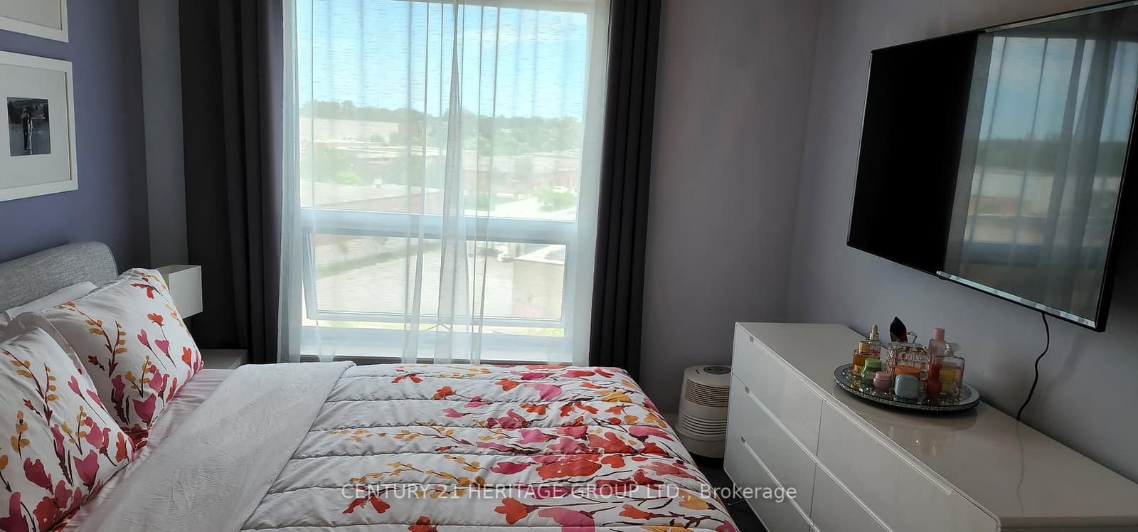135 Village Green Square, Unit 525 thumbnail 12
