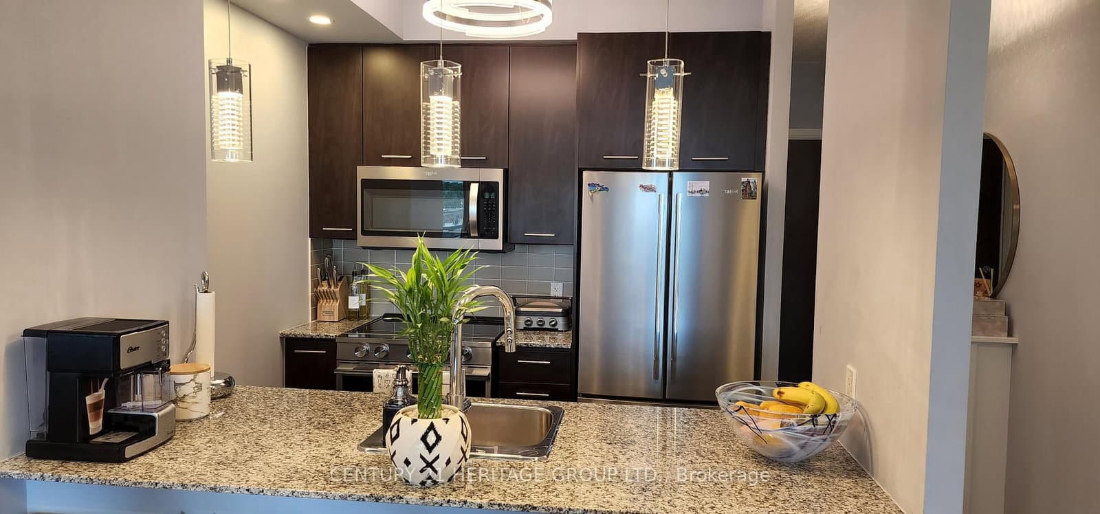 135 Village Green Square, Unit 525 thumbnail 8