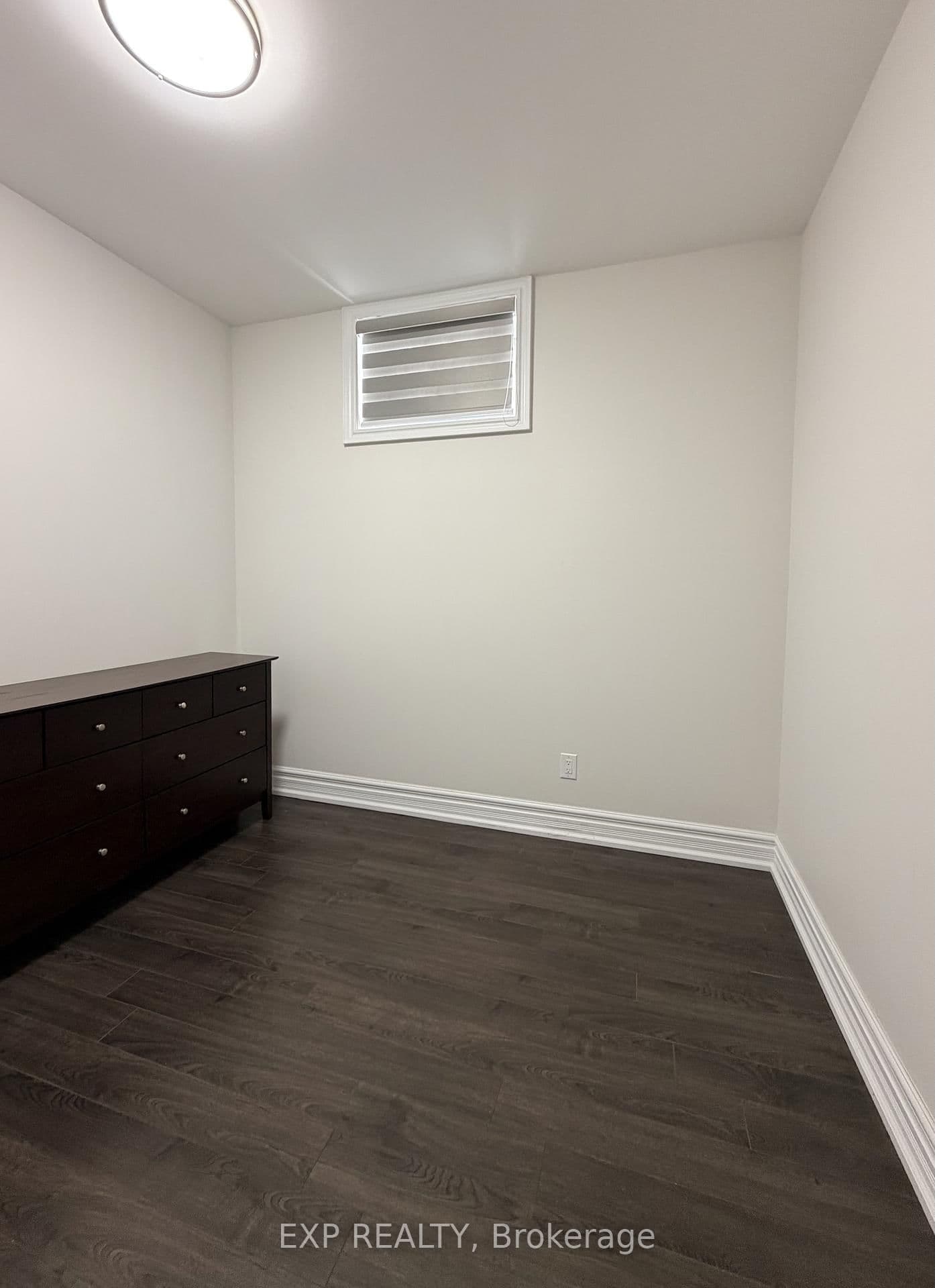 1606 Sandhurst Crescent, Unit Lower thumbnail 17