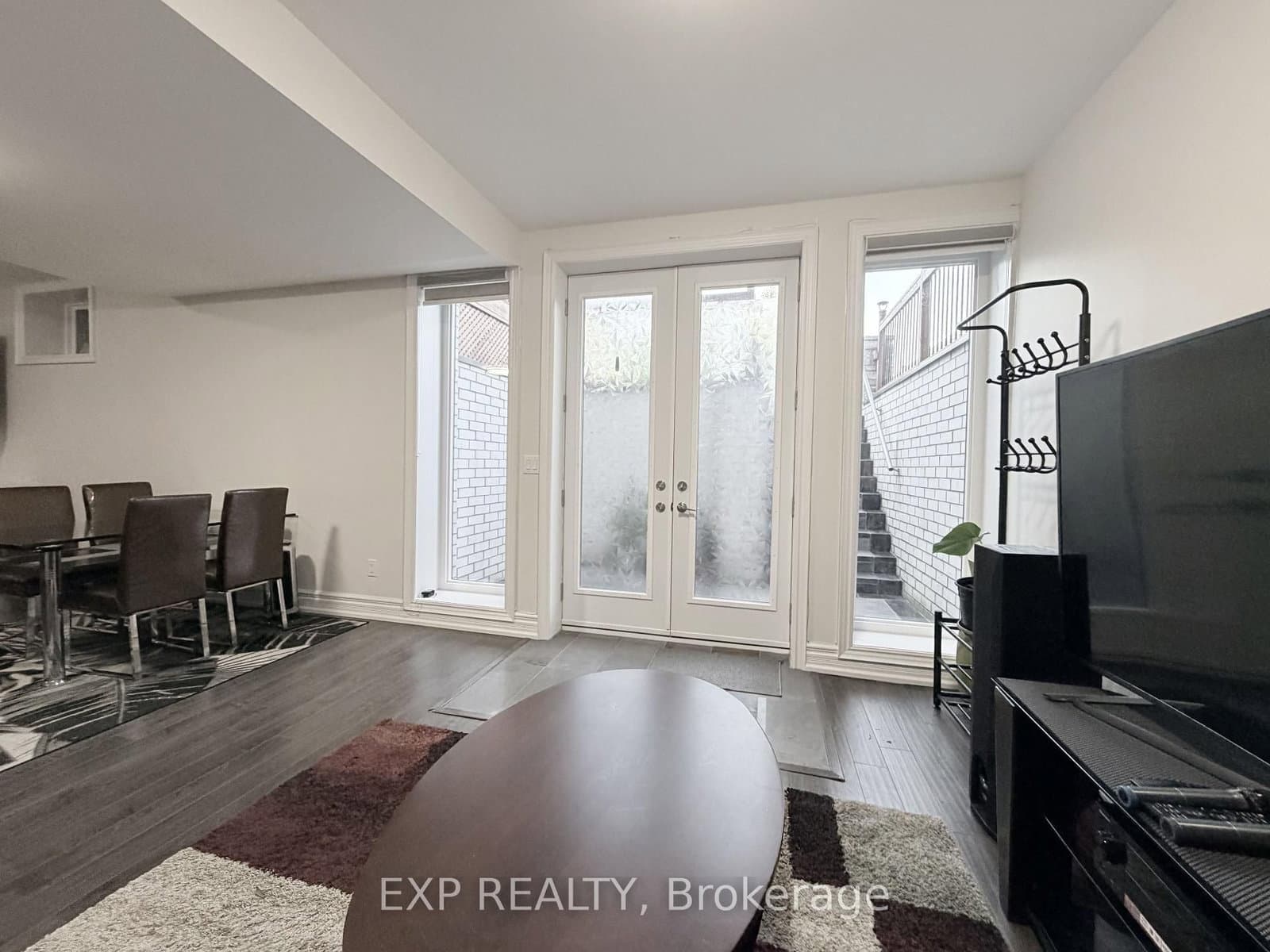 1606 Sandhurst Crescent, Unit Lower thumbnail 30