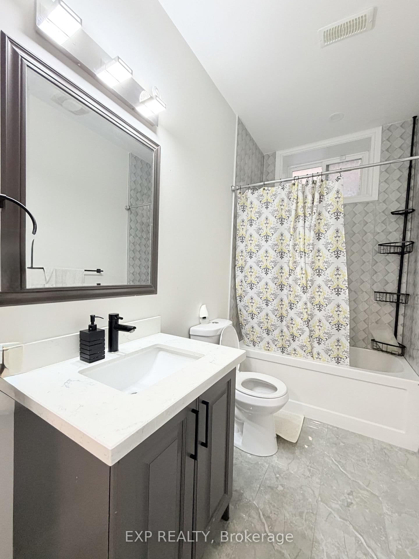 1606 Sandhurst Crescent, Unit Lower thumbnail 35