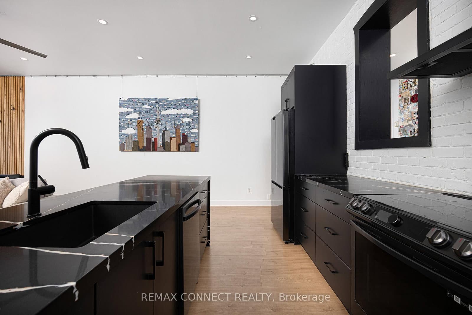 99 Coleman Avenue, Unit 106 thumbnail 15