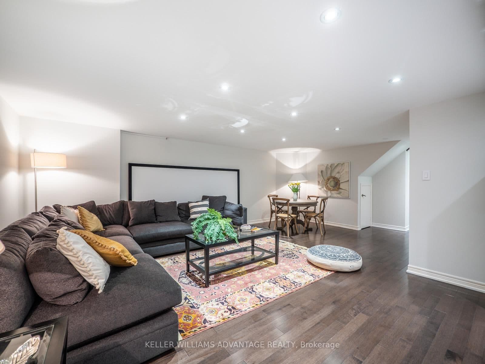 122 Boardwalk Drive, Unit Lower thumbnail 19