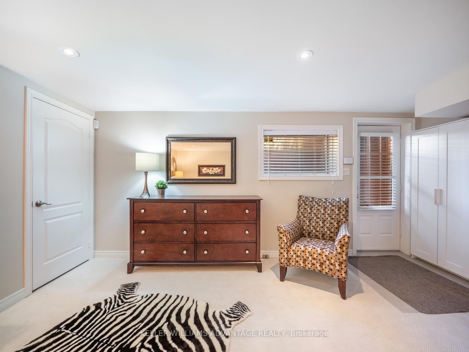 122 Boardwalk Drive, Unit Lower thumbnail 4