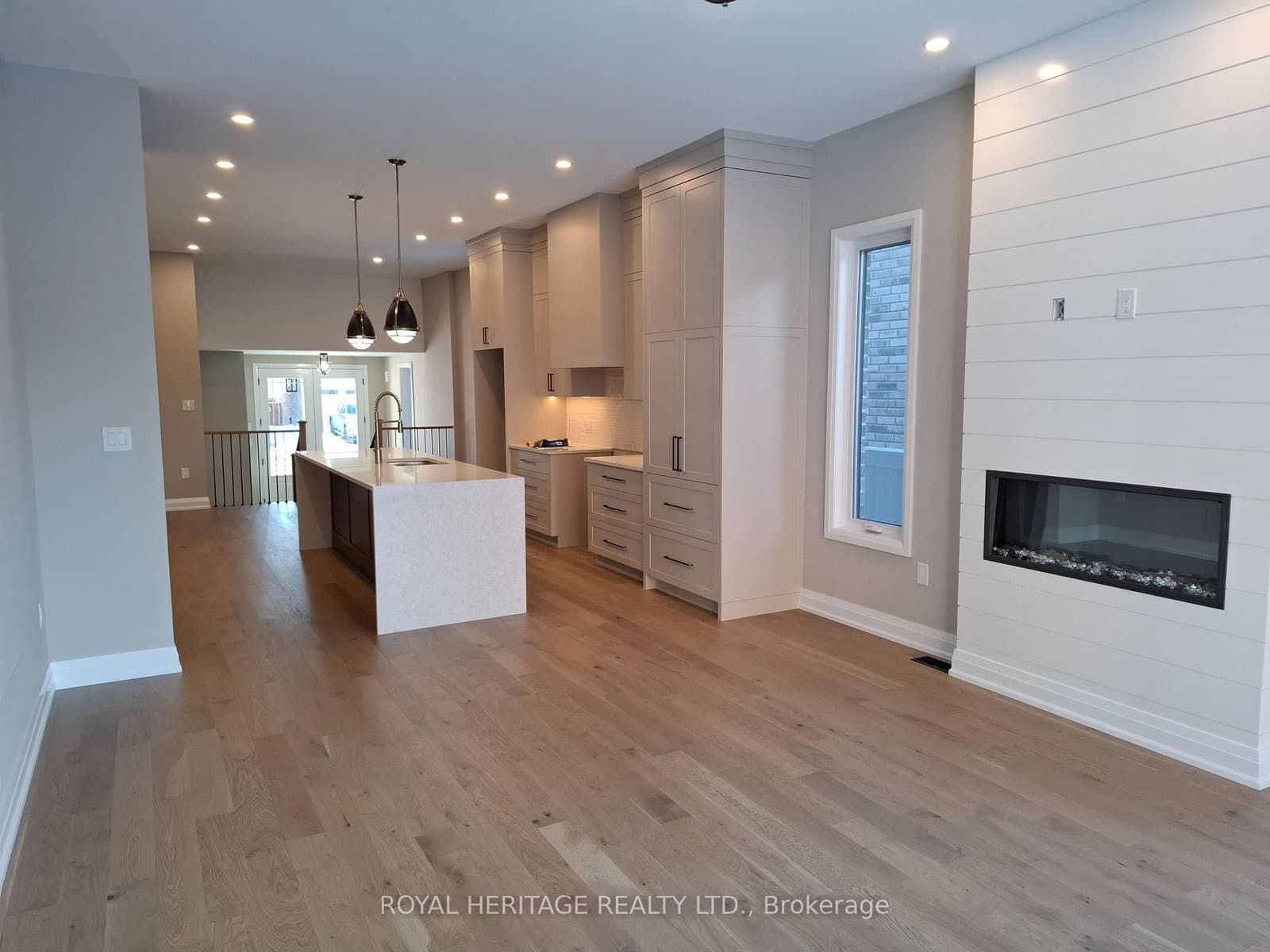 8 St Augustine Drive thumbnail 13