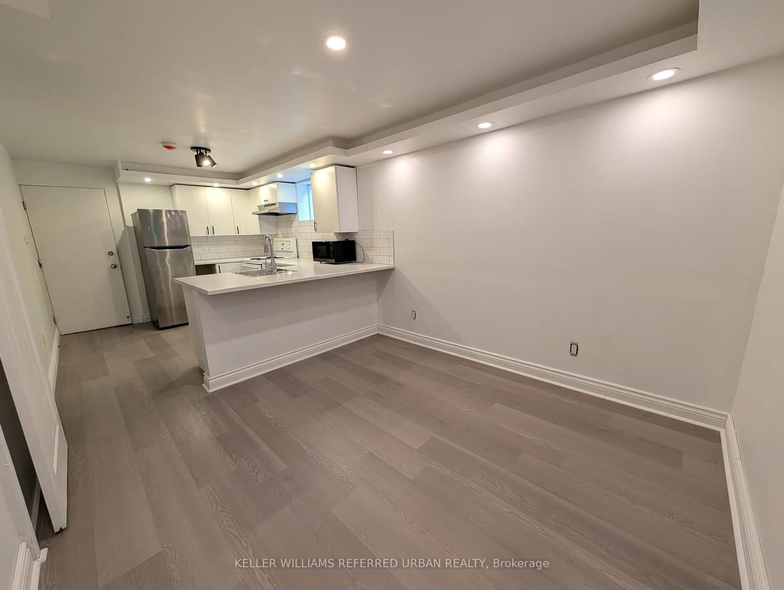 2979 Lawrence Avenue E, Unit Basement thumbnail 3