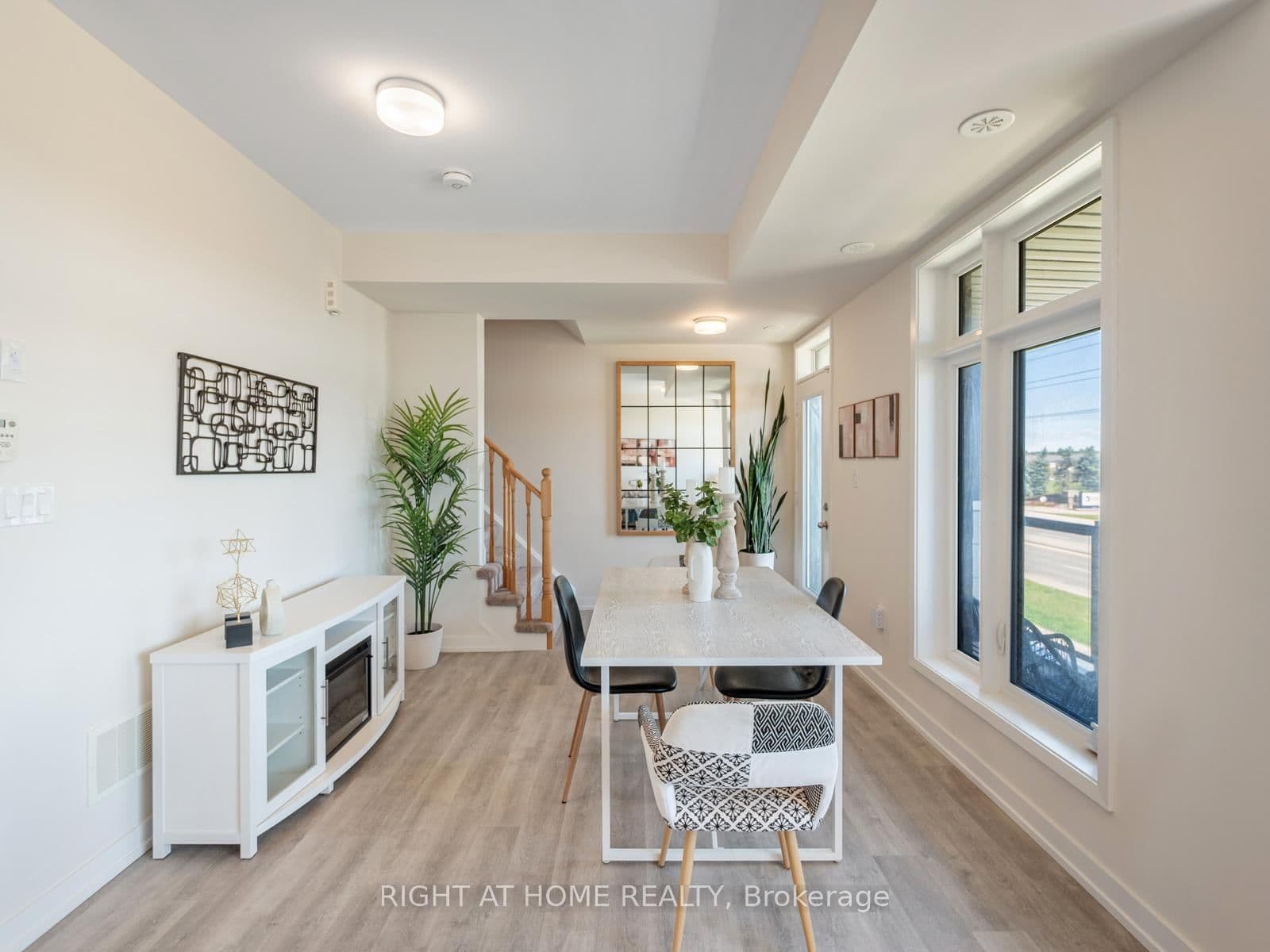 2550 Castlegate Crossing, Unit 403 thumbnail 19