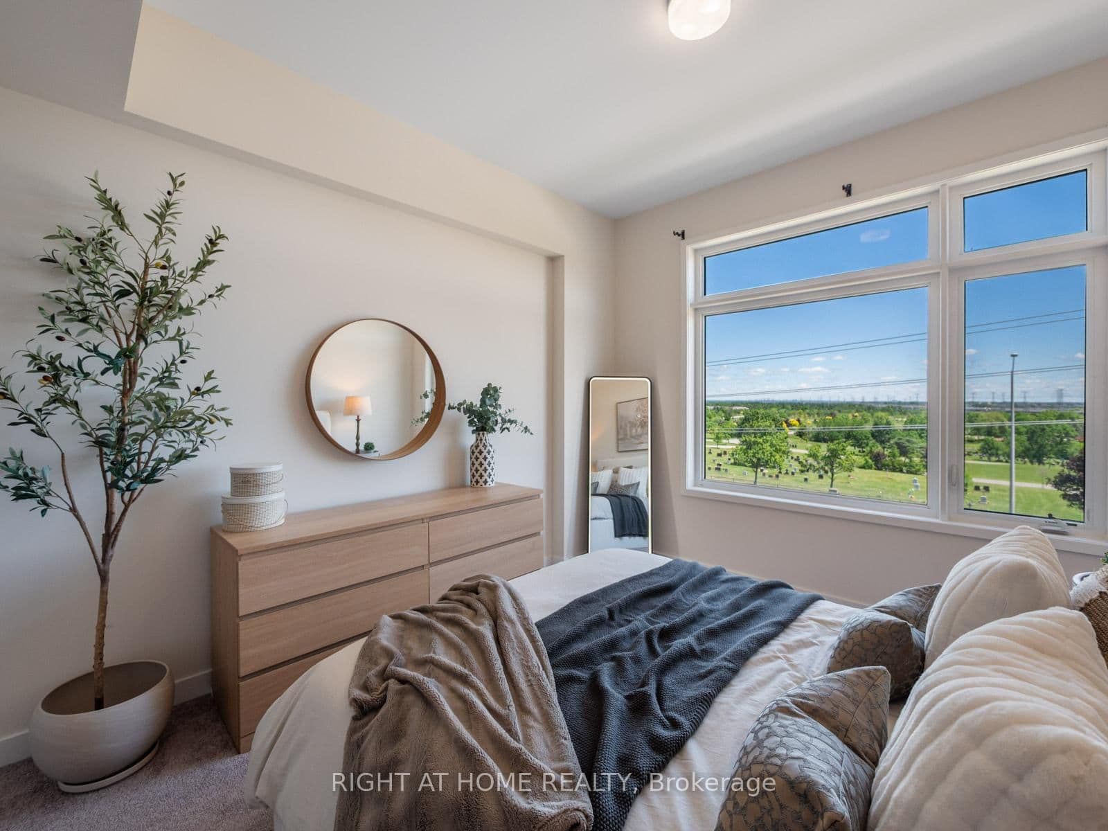 2550 Castlegate Crossing, Unit 403 thumbnail 28