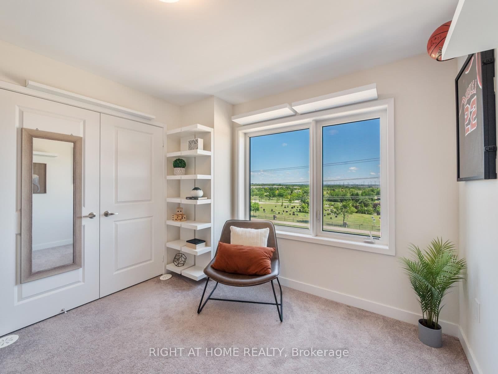 2550 Castlegate Crossing, Unit 403 thumbnail 32