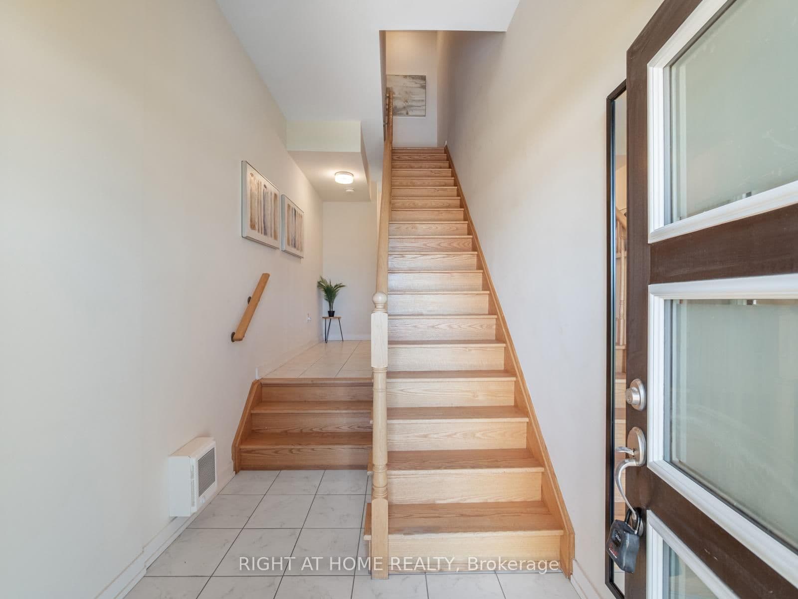 2550 Castlegate Crossing, Unit 403 thumbnail 5